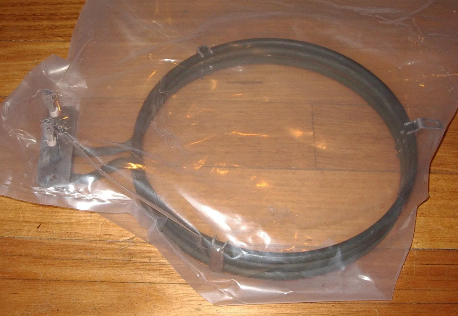 2300Watt Technika 3 Loop Fan Forced Oven Element - Part # IM11-01