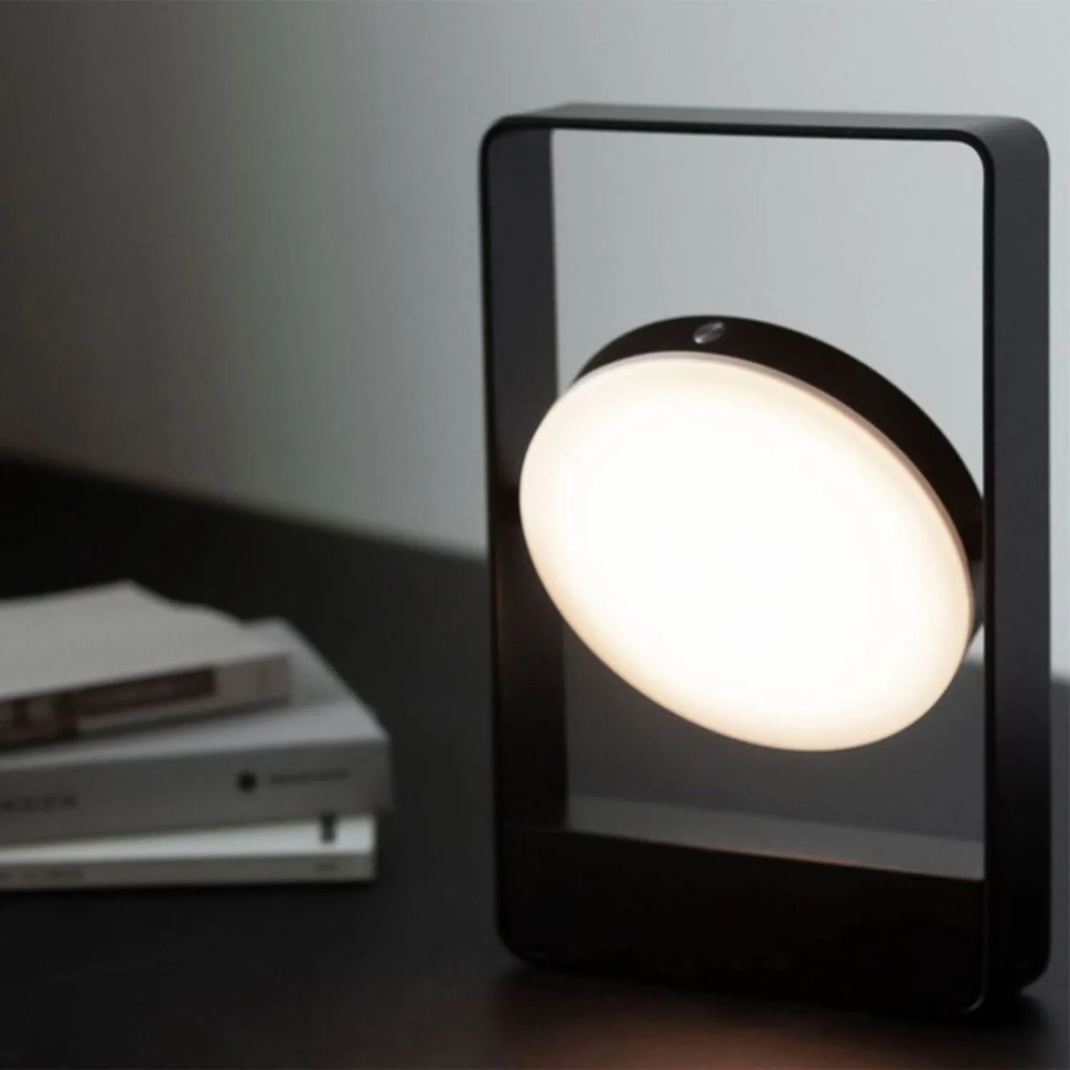 case furniture | mouro portable table lamp | black