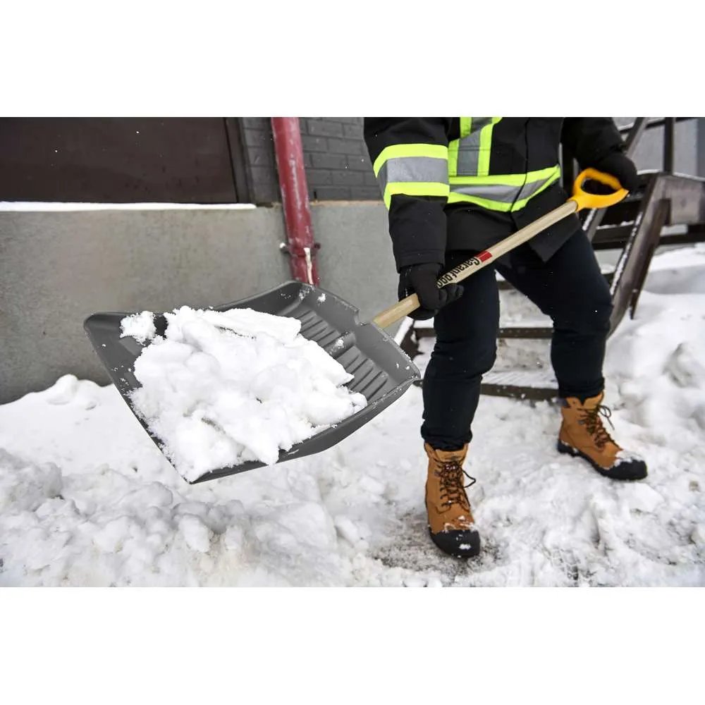 Garant Pro 14" Snow Shovel - GIP139KD