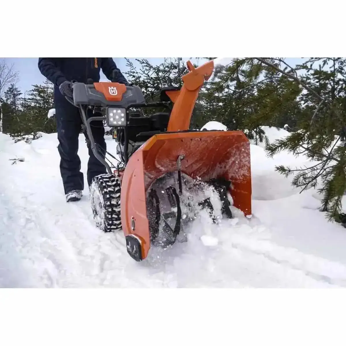 Husqvarna ST224 24" Snow Blower