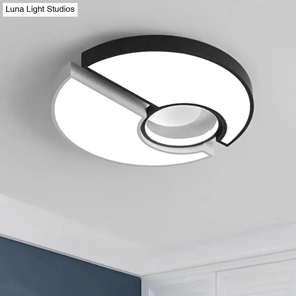 Modern Metal Round Flush Mount Light with LED and Recessed Diffuser in Black/White and White/Warm Light (19"/22" Width)