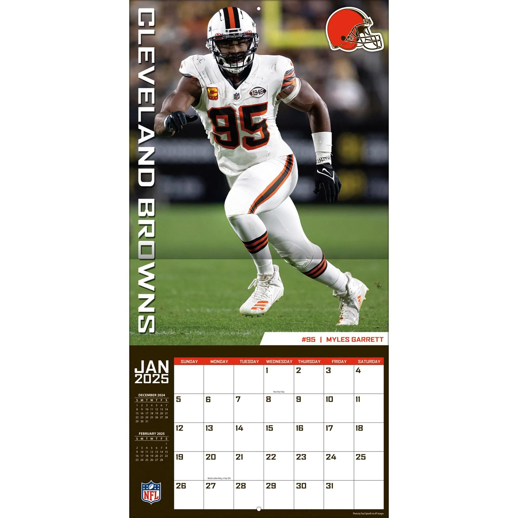 NFL Cleveland Browns Wall 2025 Calendar - Online Exclusive