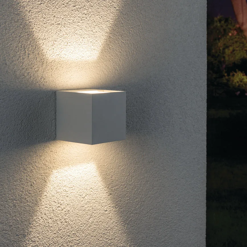 Outdoor Cybo 7.7W LED 8x8cm Wall Light in White