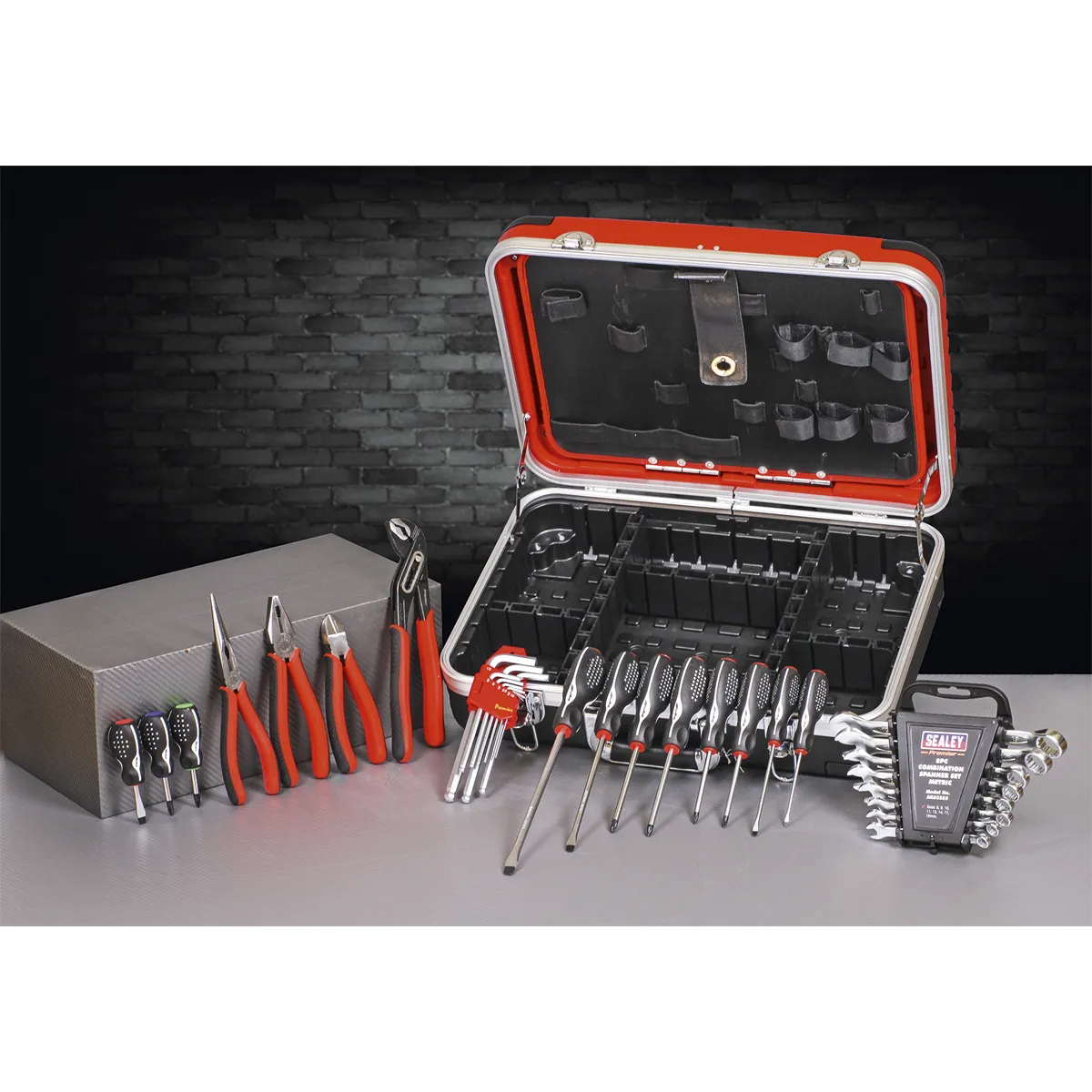 Professional HDPE Tool Case Heavy-Duty & 32pc Tool Kit